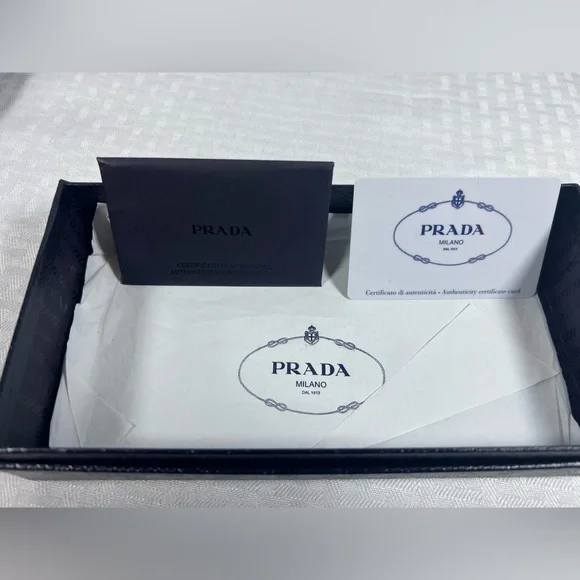 Prada Black Saffiano Bow Long Wallet Zip Coin Italy - Picture 2 of 12